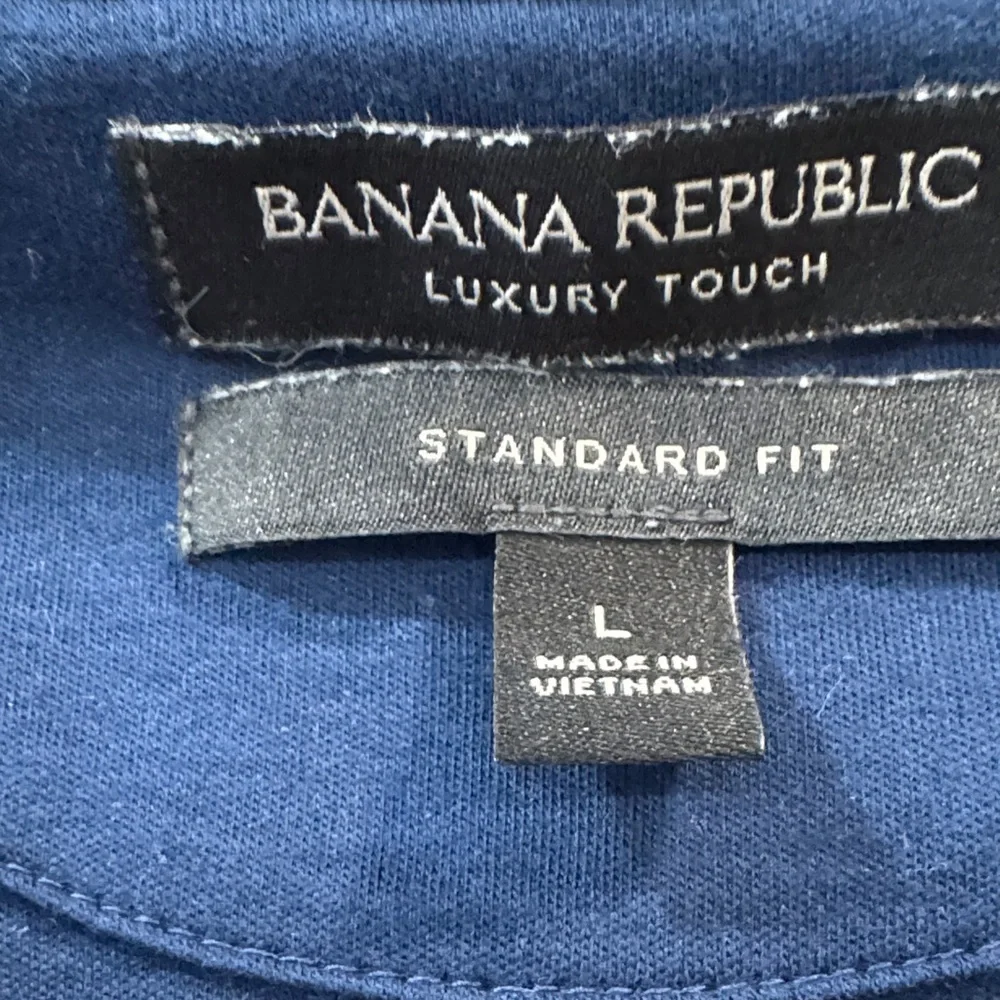 Banana Republic Luxury Touch Cotton Men’s Navy, White Grey Short Sleeve Size L